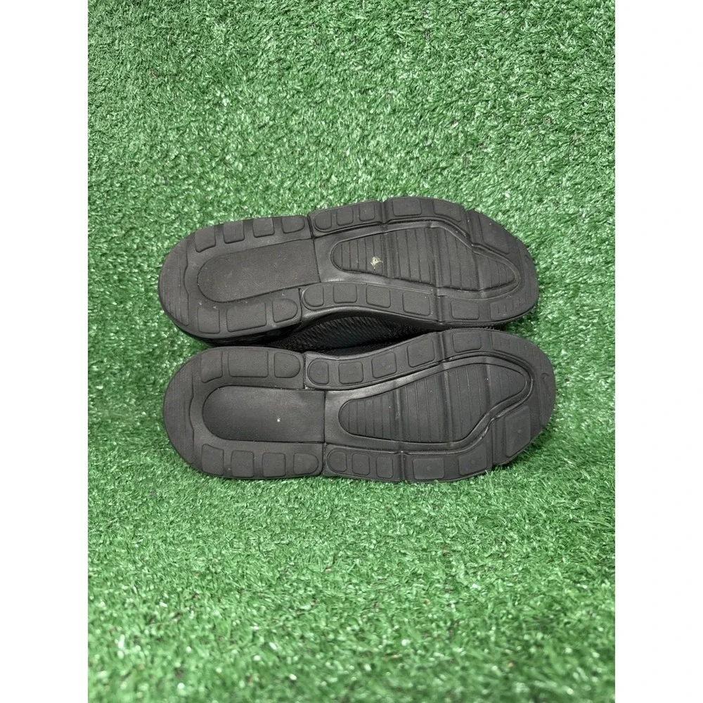 Nike Air Max 270 Kids Size 2.5Y Black Running Shoes Comfort Sneakers AO2372-006